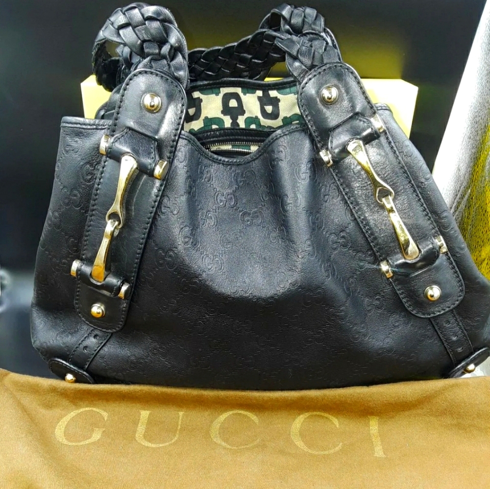 Authentic Black Guccissima Pelham horsebit bag